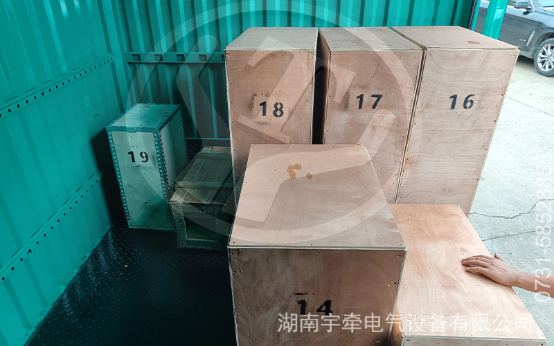 礦用電機車配件出口海外 4.jpg