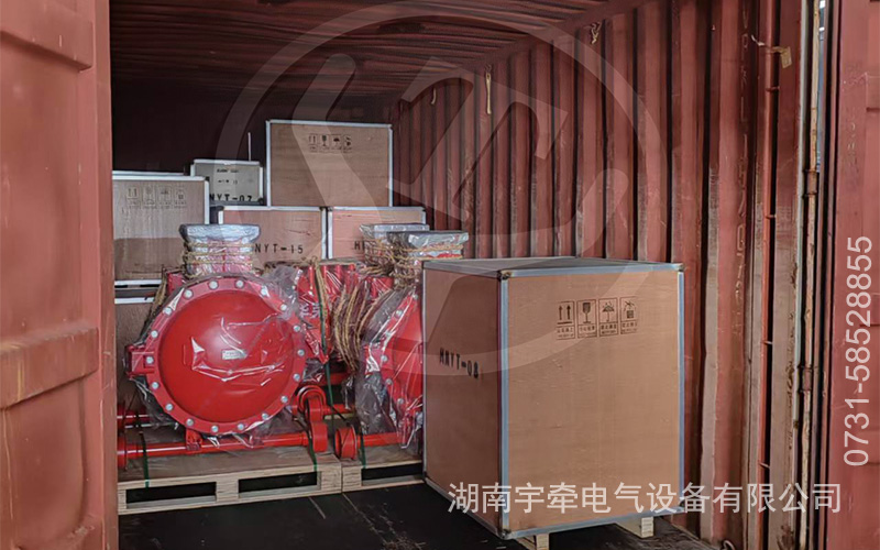 電機(jī)車(chē)配件出口海外 2.jpg