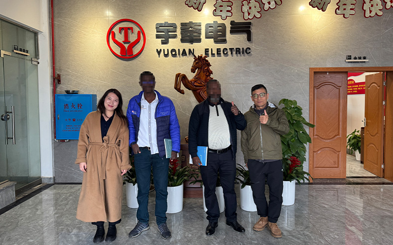 非洲客戶來(lái)訪 5.jpg